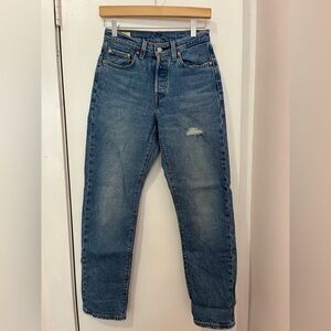 Levi's Women's Straight Blue Jeans